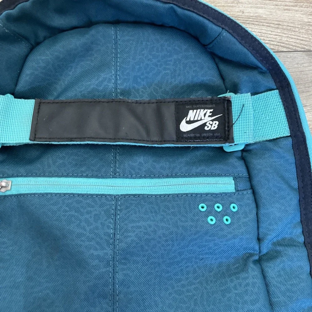 Nike SB Courthouse Backpack Black Blue Skateboard